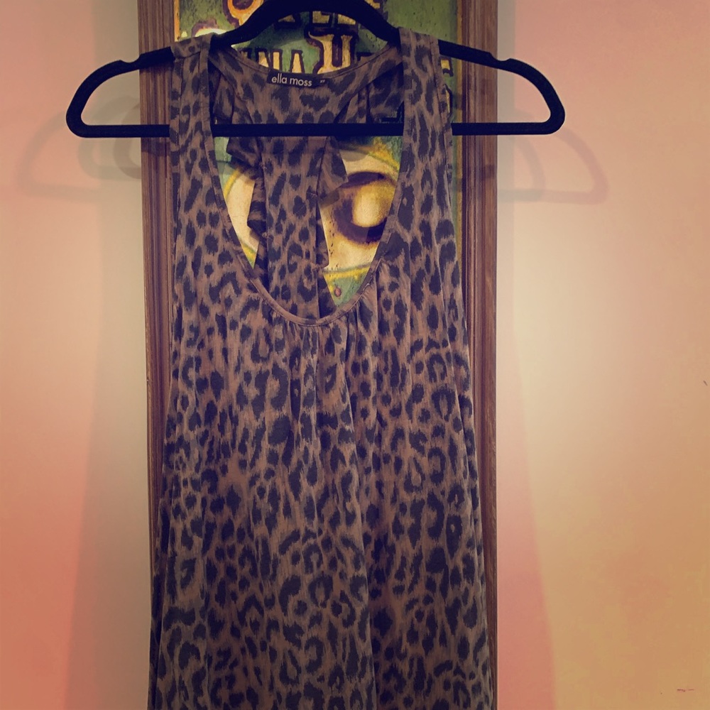 Ella Moss Back Cut T-back Leopard tank